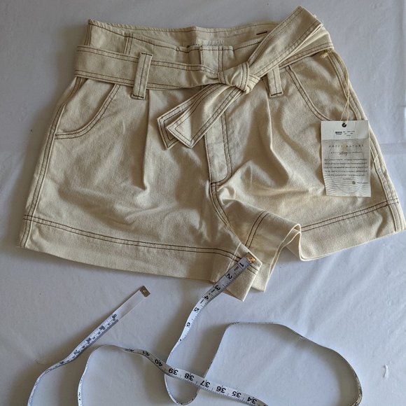 NY&CO Happy Nature Ecru Adventure Shorts 163H-165H - Picture 4 of 5